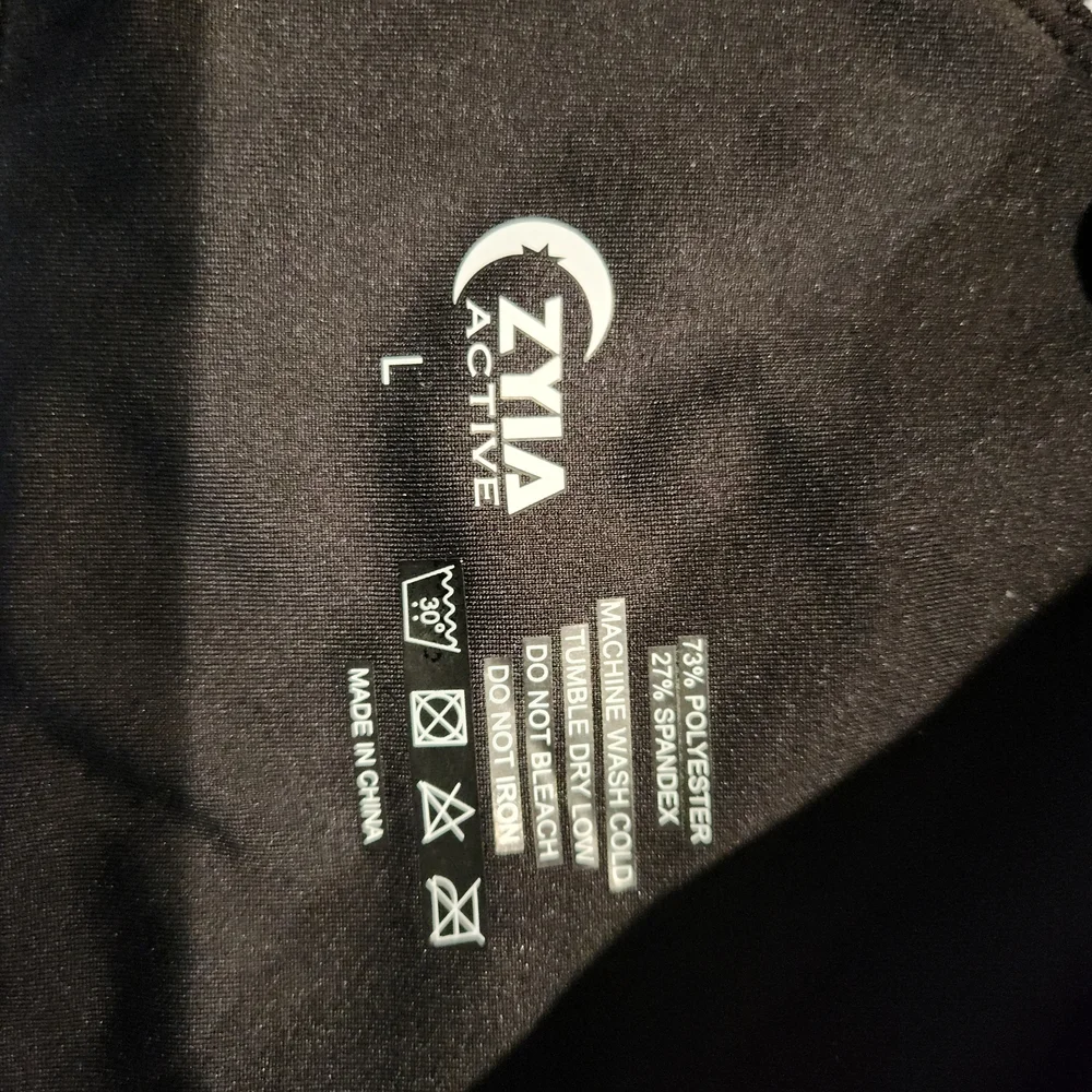 ZYIA Active Snake Print Sports Bra Black White Size Large